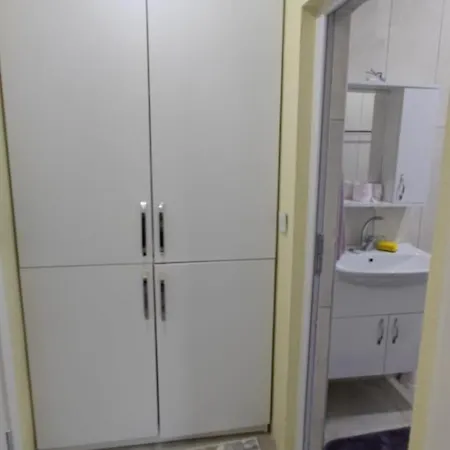 Airport Muejgan Holiday home *